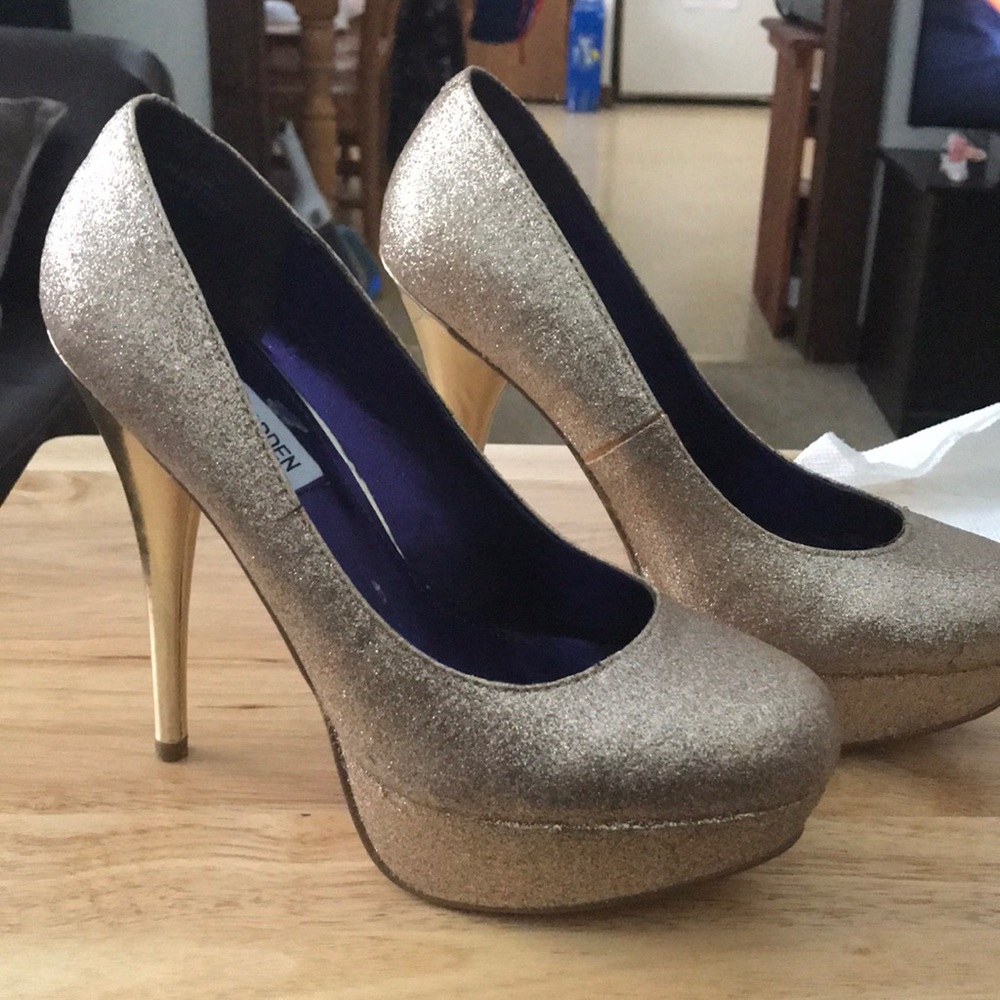 Steve Madden shows. Worn briefly for a wedding.